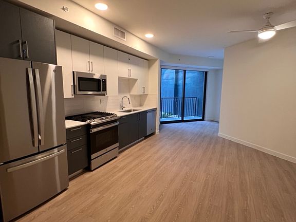 4th image of 18407 W Dixie Hwy