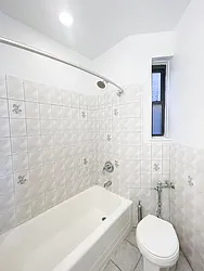 Rented by Urban Real Estate Inc