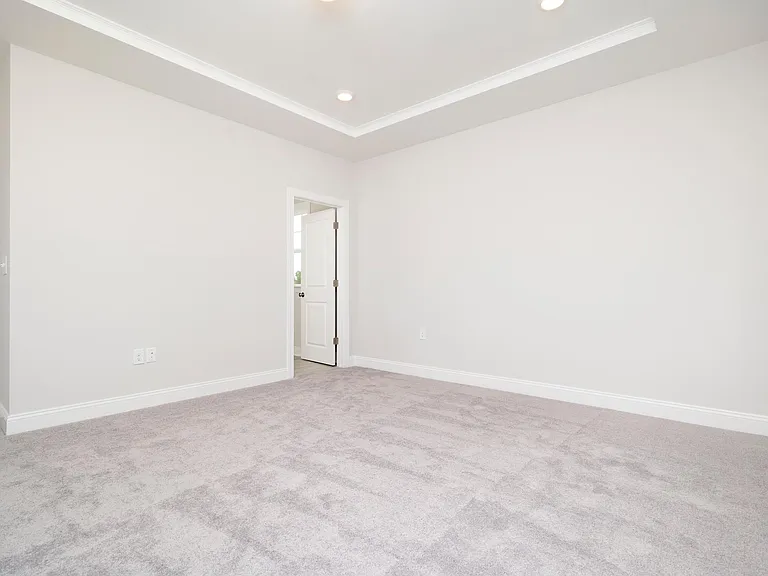 729 Cormiche Ln — Photo 16