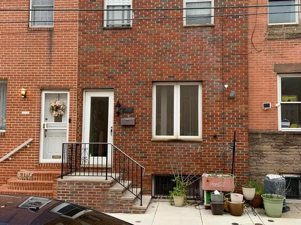 2310 S Rosewood St, Philadelphia, PA 19145