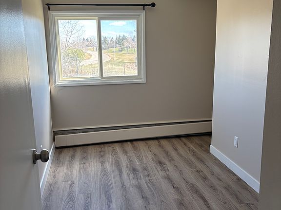 4th image of 2908 116a Ave NW #312