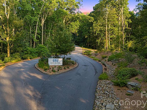 4th image of 99 Spring Song Ln #9