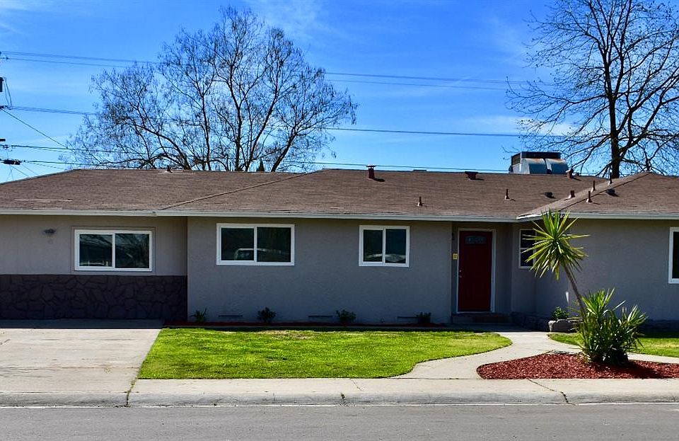 1st image of 27198 Parkwood Ave