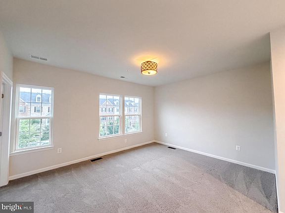 4th image of 8221 Greenbelt Station Pkwy #310J