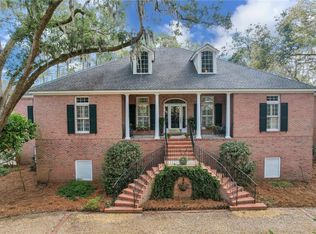 112 Jones Creek Dr, Saint Simons Island, GA 31522