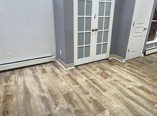 732 N 9th St, Reading, PA 19604