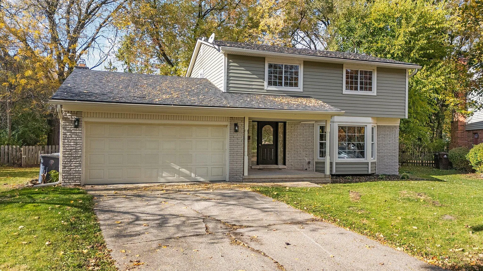 2550 Esch Ave photo 1