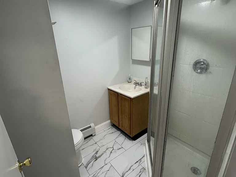 727 Main - 733 Rear — Photo 8