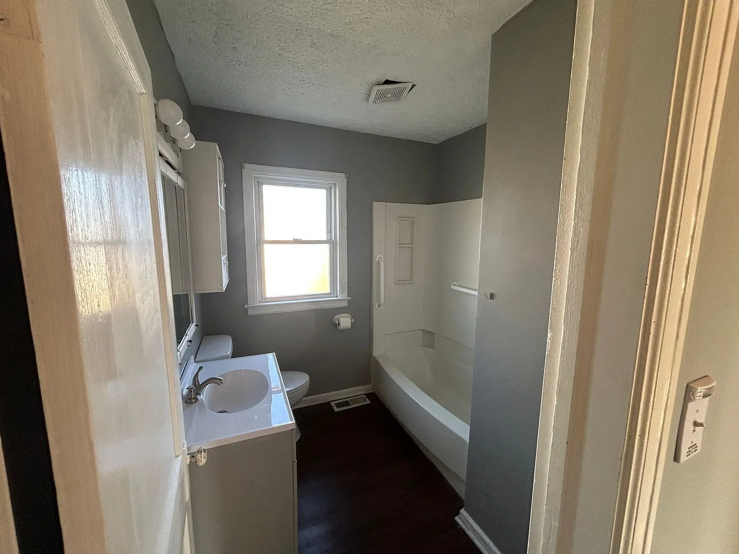 2-Bedroom Home for Rent $950/month — Photo 3