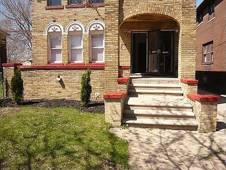 front lawn