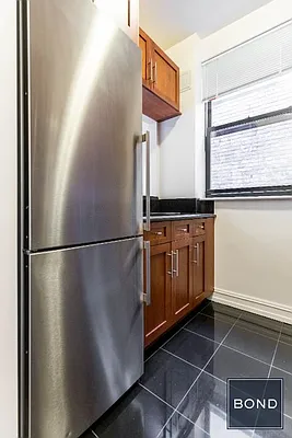 Rented by Bond New York | media 13