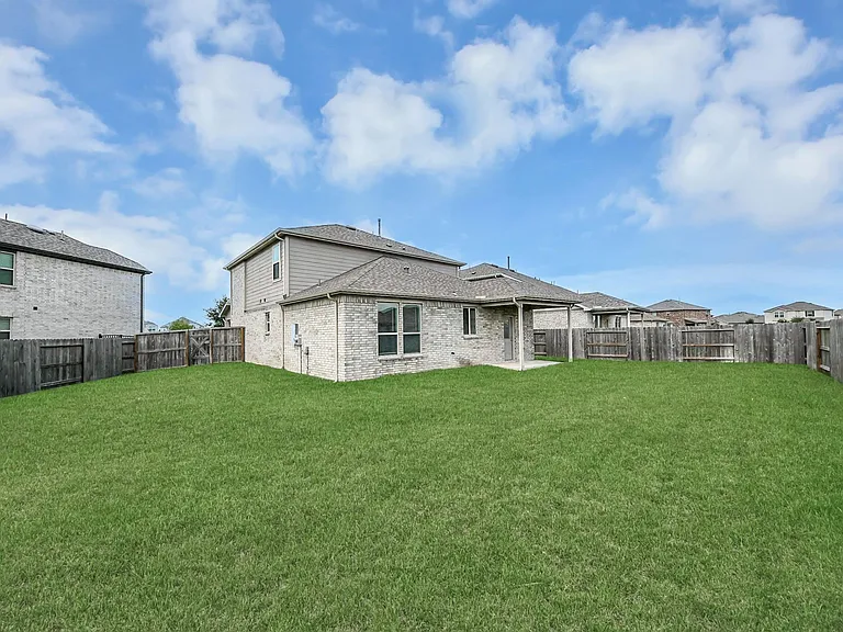 1325 Grass Bend Dr — Photo 5