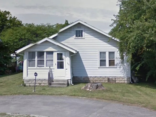 1401 S Emerson Ct, Muncie, IN 47302