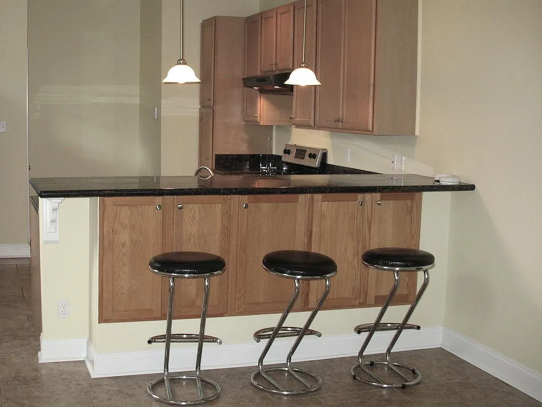 2401 Palmer Ave — Photo 4