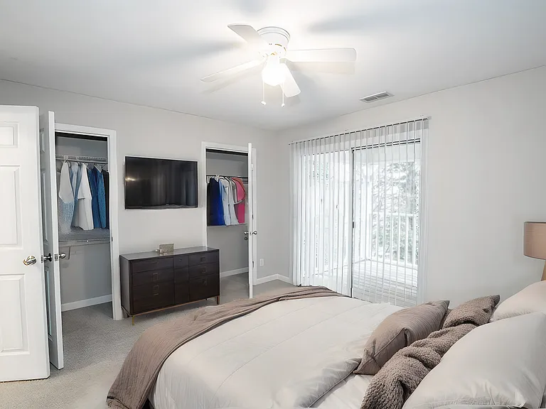 Forest Pointe — Photo 90