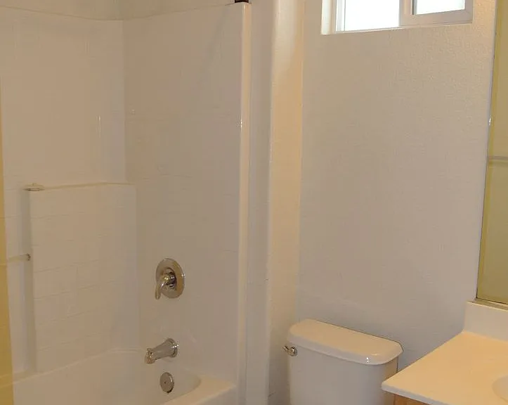 61 Cassia St — Photo 16