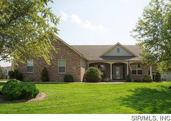 1st image of 132 Oak Hill Dr