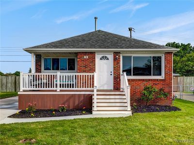 70 Nandale Dr, Cheektowaga, NY, 14227