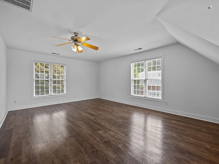1325 Old Regent Dr — Photo 39