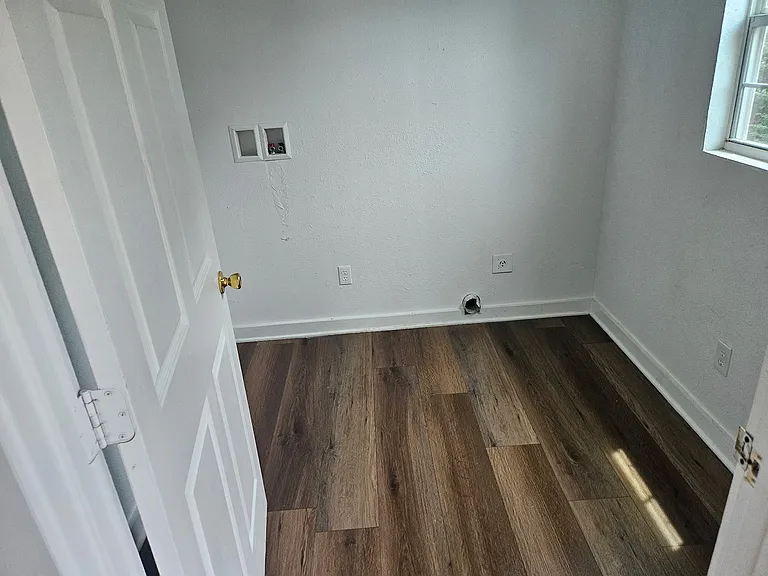 236 E Evans Ave — Photo 7
