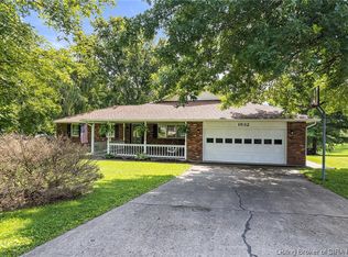 1932 Fairway Dr, Madison, IN 47250