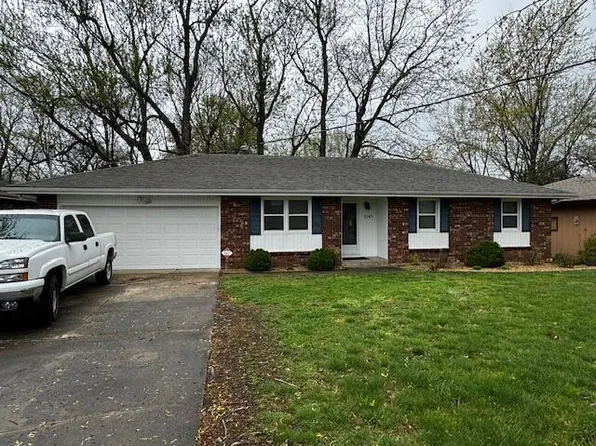 1143 S Paula Avenue, Springfield, MO 65804