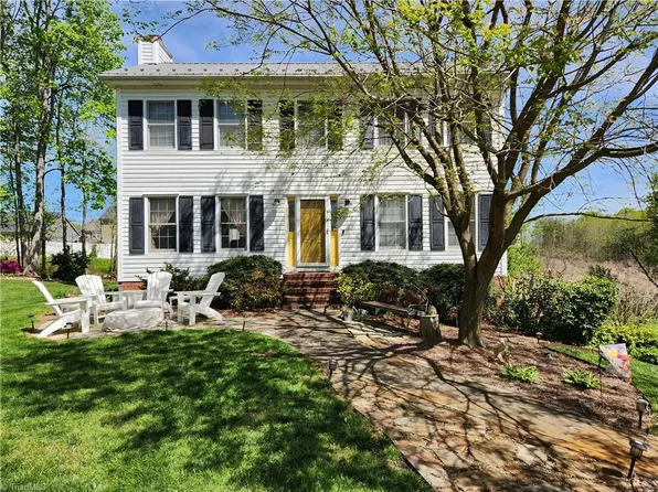 7351 Watkins Ford Rd, Kernersville, NC 27284