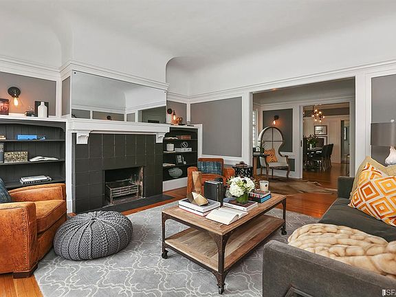5th image of 241 Ashbury St #1