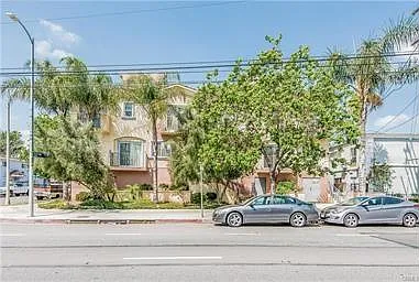 6601 Woodley Ave #6 — Photo 1