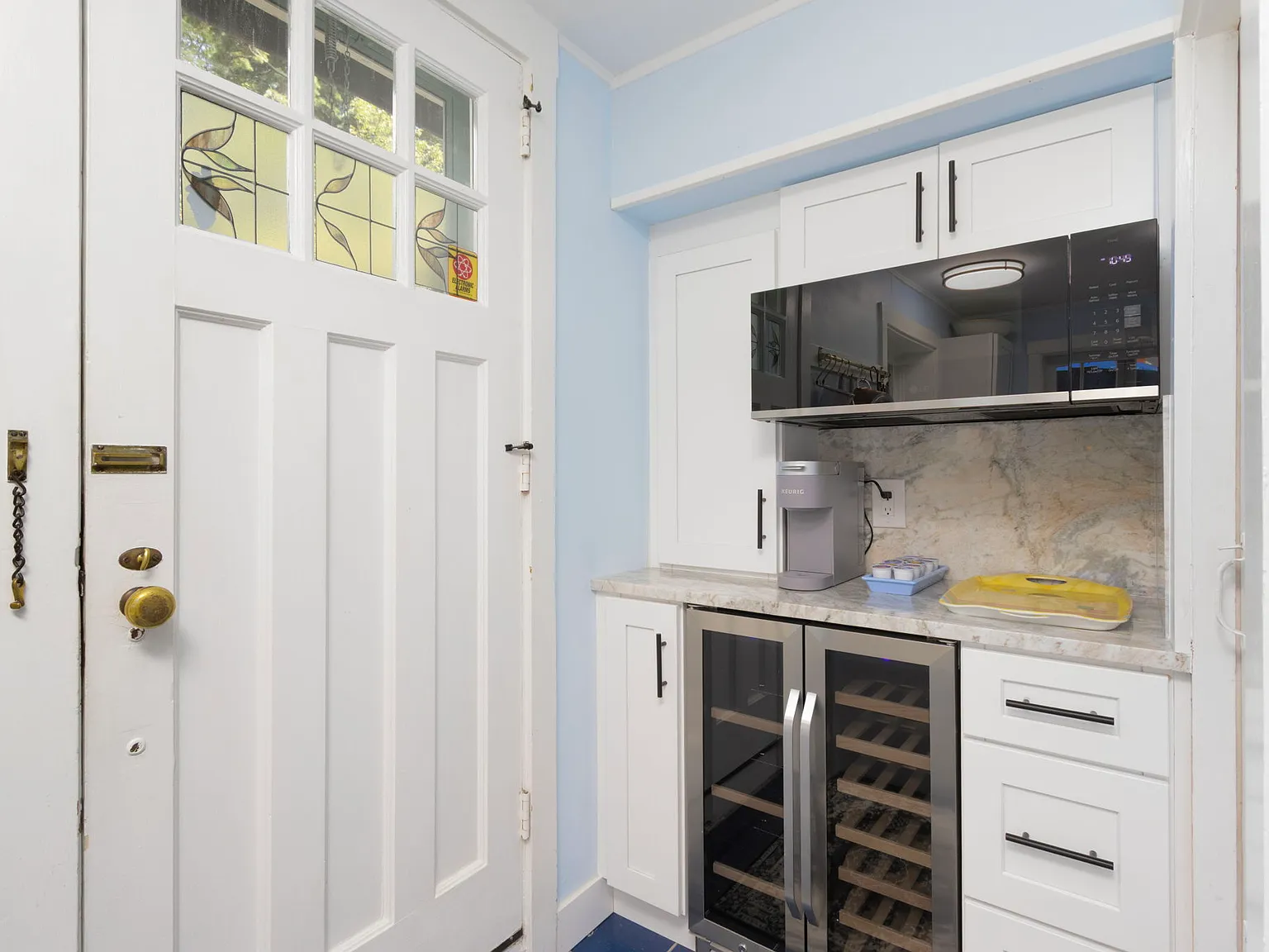 1 bed, 1200 sqft, $5,500 — Photo 3