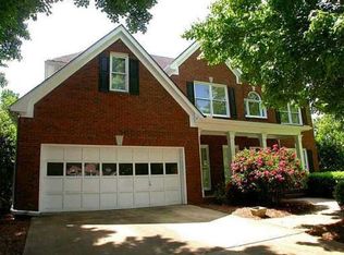 2005 Laurel Lake Dr, Suwanee, GA 30024