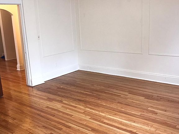 2nd image of 106 Fairview Ave APT 1