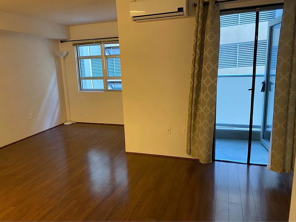 Studio, 377 sqft, $2,000 — Photo 1
