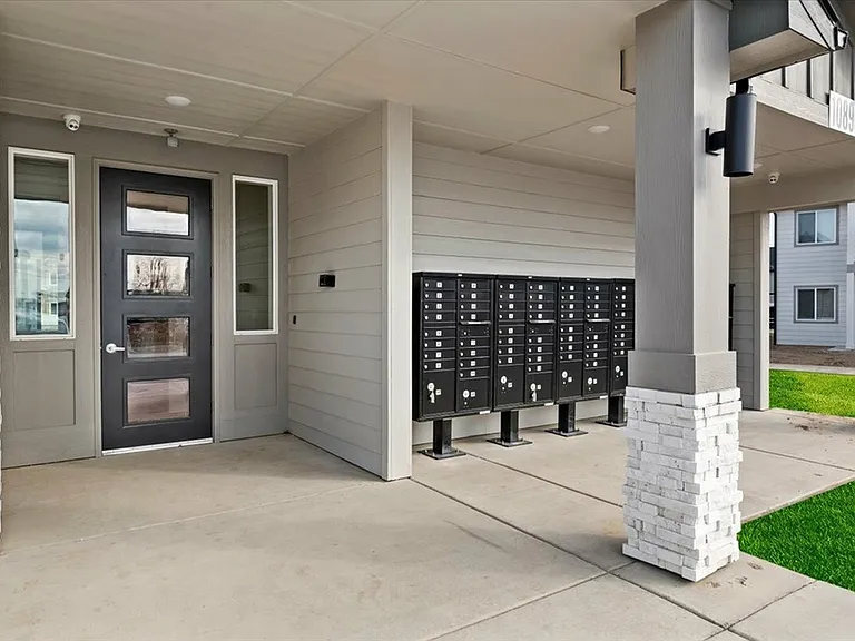 Mail Center