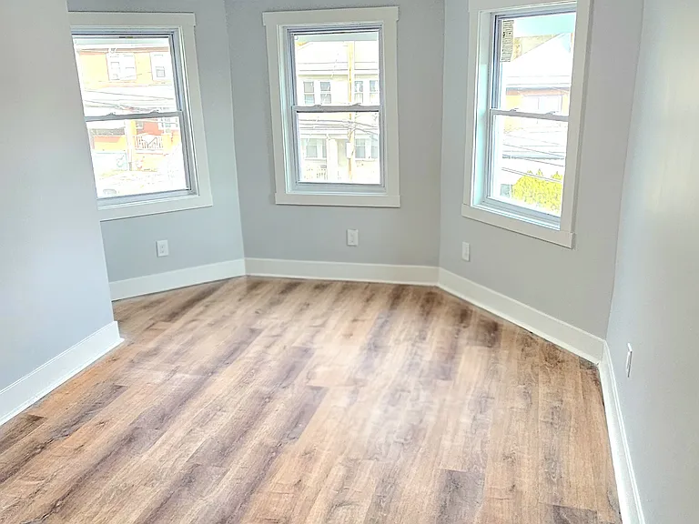 3110 Terrace St #2 — Photo 10