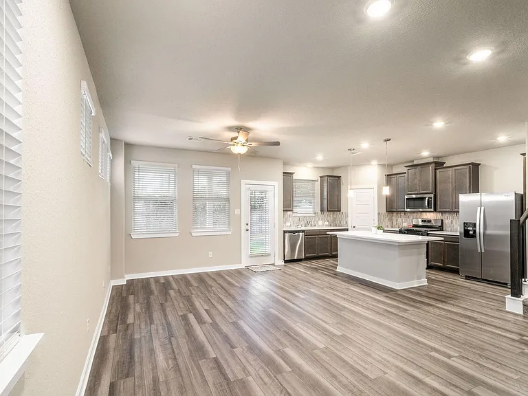 8209 Rising Stream Dr — Photo 9