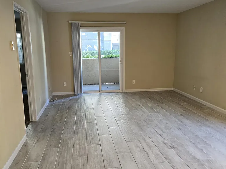 7425 Charmant Dr #2601 — Photo 7
