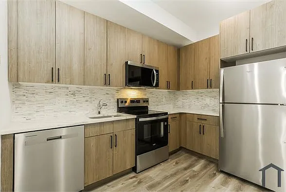 163 W Cumberland St #3 — Photo 6