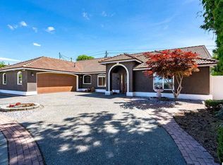 1623 W Clearwater Ave, Kennewick, WA 99336