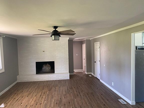5th image of 1156 Bayview Dr