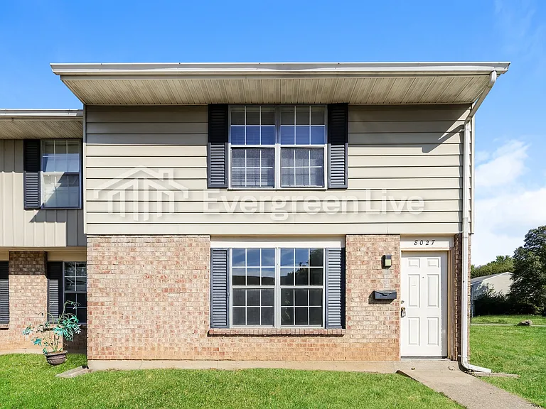 8027 Mount Hood Dr — Photo 5