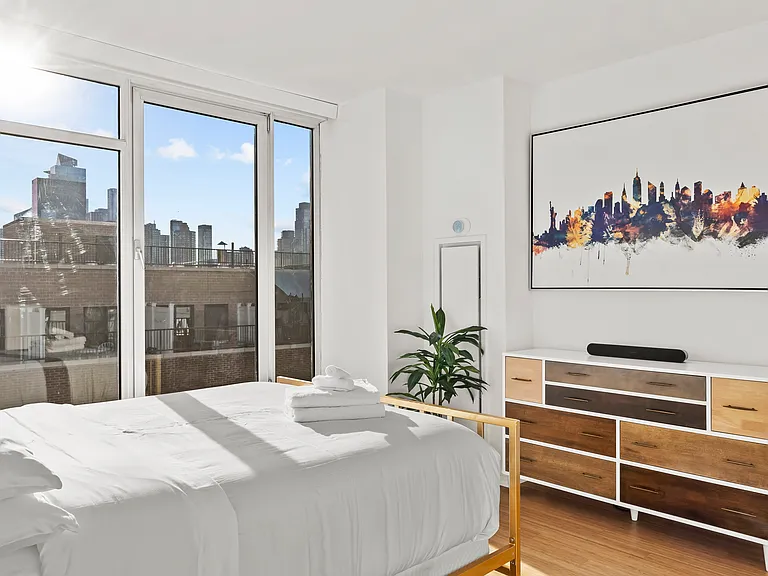 350 W 53rd St #A — Photo 22