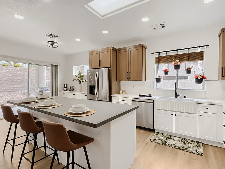 2609 Rangely Ave — Photo 10