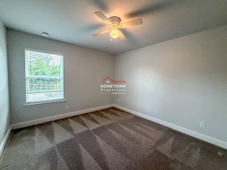 3613 Conley Dr — Photo 7