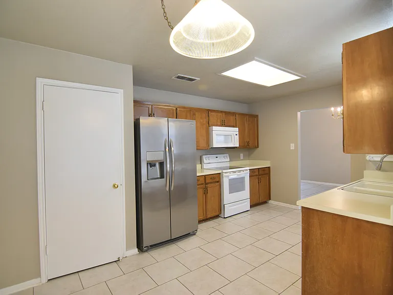 4514 Lone Star Trl — Photo 5