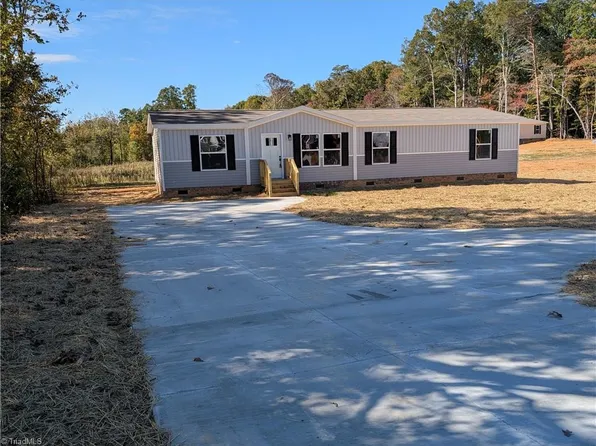 2192 State Highway 42 S, Asheboro, NC 27205