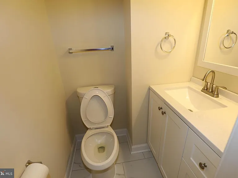 8006 Harbor Pl — Photo 15