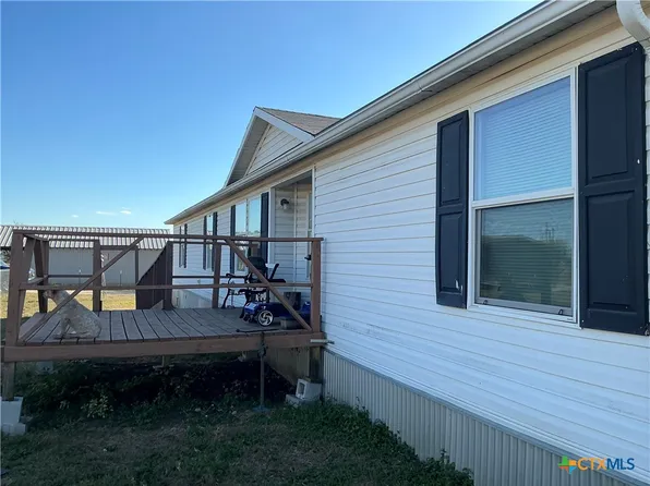 (undisclosed Address), Nixon, TX 78140