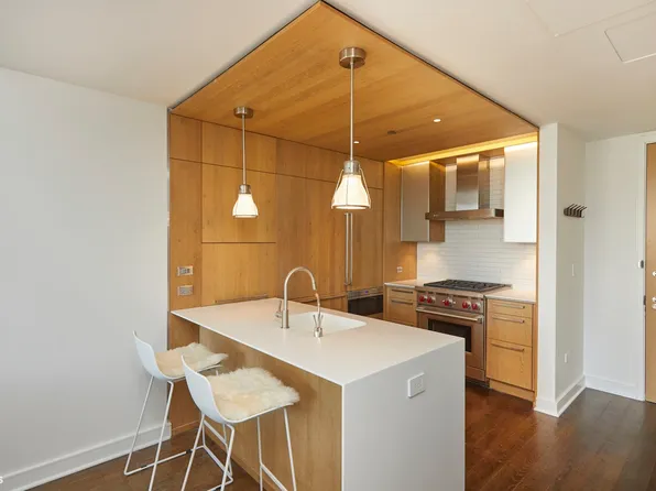 211 East 13th Street 6E image 3 of 12