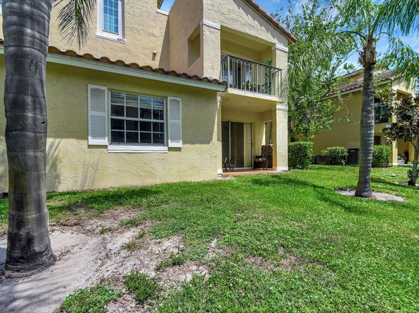 1110 Lake Shore Dr APT 101